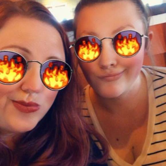 Meet your Posher, Carolyn - Picture 3 of 3